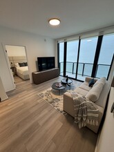 105 NE 25th St, Unit B2 in Miami, FL - Building Photo - Building Photo