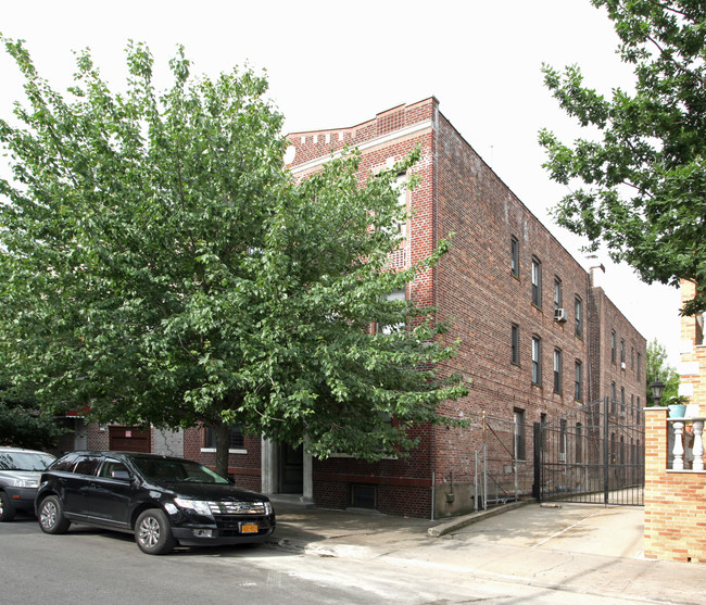 1544 W 1st St in Brooklyn, NY - Building Photo - Building Photo