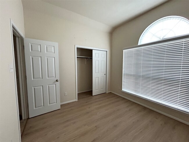 property at 3207 Tall Sycamore Trail