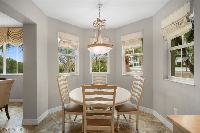 300 Dunes Blvd in Naples, FL - Building Photo - Building Photo