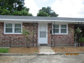 326 W Hampton Ave in Sumter, SC - Building Photo