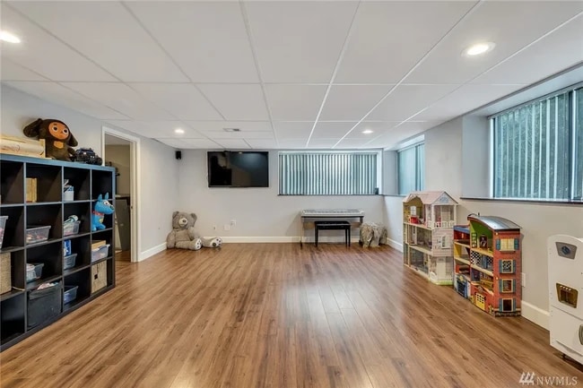 37110 5th Ave SW in Federal Way, WA - Building Photo - Building Photo