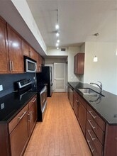 3016 Guadalupe St in Austin, TX - Foto de edificio - Building Photo