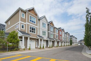 337 Nolancrest Hts NW in Calgary, AB - Building Photo