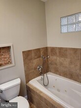 813 E Fort Ave in Baltimore, MD - Building Photo - Building Photo