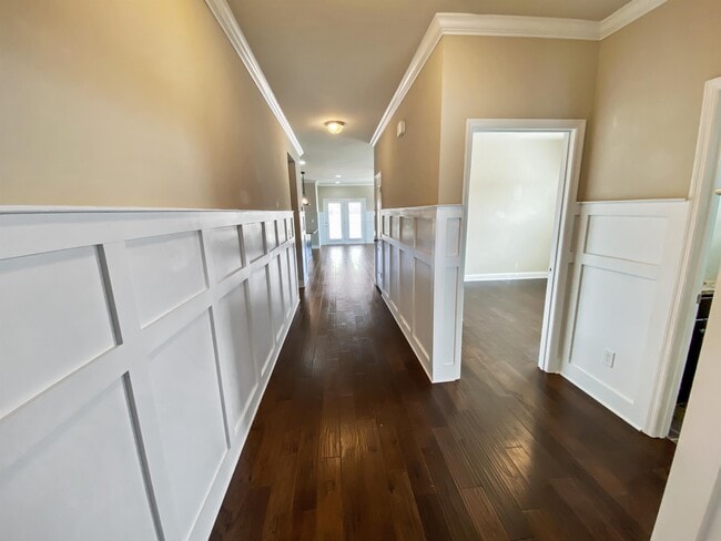 3037 Greenway Cir SE in Owens Cross Roads, AL - Building Photo - Building Photo