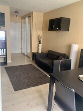960 Larrabee St, Unit 116 in West Hollywood, CA - Building Photo - Building Photo
