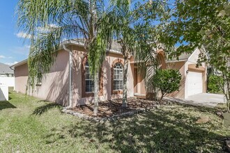 8101 Pea Tree Ct in Trinity, FL - Building Photo - Building Photo