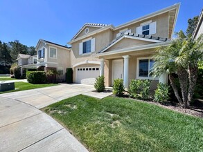 33415 Decada St in Temecula, CA - Foto de edificio - Building Photo