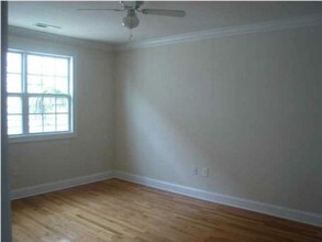 180 Line St-Unit -B in Charleston, SC - Building Photo - Building Photo