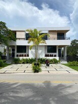 570 Fernwood Rd in Key Biscayne, FL - Building Photo