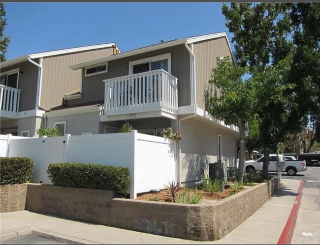 97 Abbeywood Ln in Laguna Hills, CA - Building Photo - Building Photo