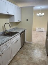 57 Westridge Rd in New London, CT - Building Photo - Building Photo