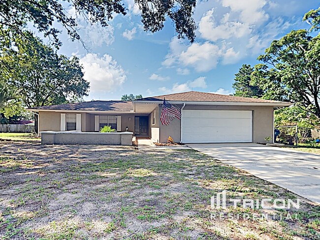 5289 Gwen Ln in Spring Hill, FL - Building Photo - Building Photo