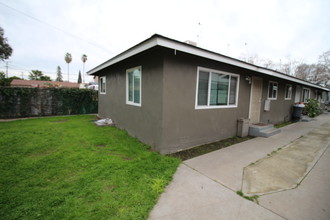 422 N Glenn Ave in Fresno, CA - Building Photo - Building Photo