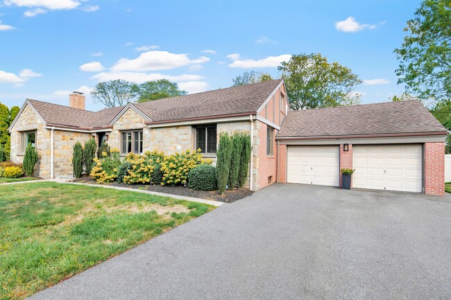 26 Pearsall Pl in Bridgeport, CT - Building Photo - Building Photo