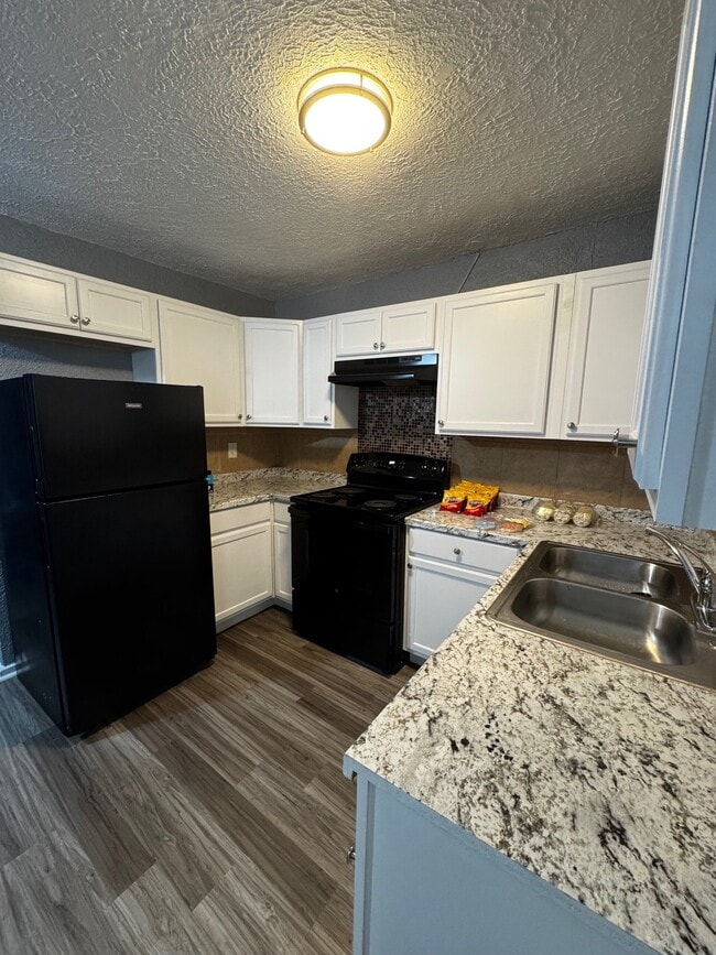 property at 2900 S Fifth St