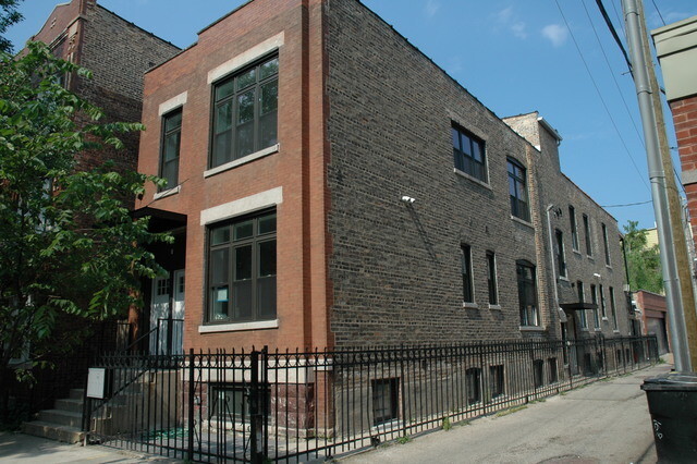 1013 N Marshfield Ave, Unit 01F in Chicago, IL - Foto de edificio