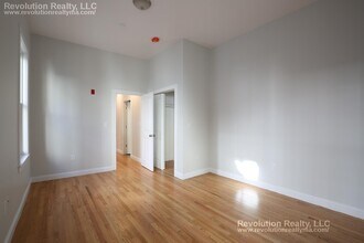 20 George St, Unit 1 in Somerville, MA - Building Photo - Building Photo