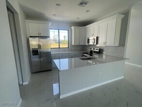 2724 Diplomat Pkwy W in Cape Coral, FL - Building Photo - Building Photo