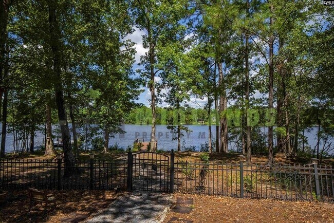 203 Mariners Cove Dr in Columbia, SC - Building Photo - Building Photo