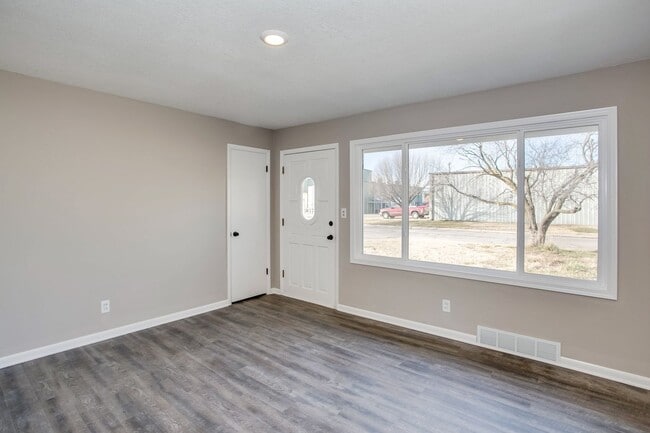 1344 S St Paul St in Wichita, KS - Building Photo - Building Photo