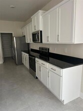 3019 Tackle Dr in Leesburg, FL - Foto de edificio - Building Photo