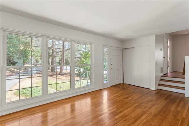 2866 Highland Dr SE in Smyrna, GA - Building Photo - Building Photo