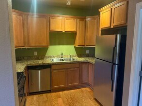 7820 Inverness Blvd in Englewood, CO - Building Photo - Building Photo