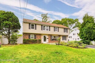 24 Peach Tree Rd in Ocean Township, NJ - Building Photo