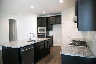 3701 Trillium Dr in Fort Worth, TX - Building Photo - Building Photo