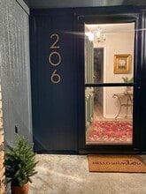 206 Turpin Dr in Lewisville, TX - Foto de edificio - Building Photo