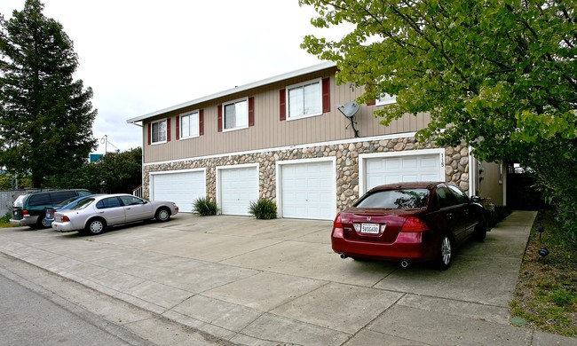 135 Siesta Way in Sonoma, CA - Building Photo - Building Photo