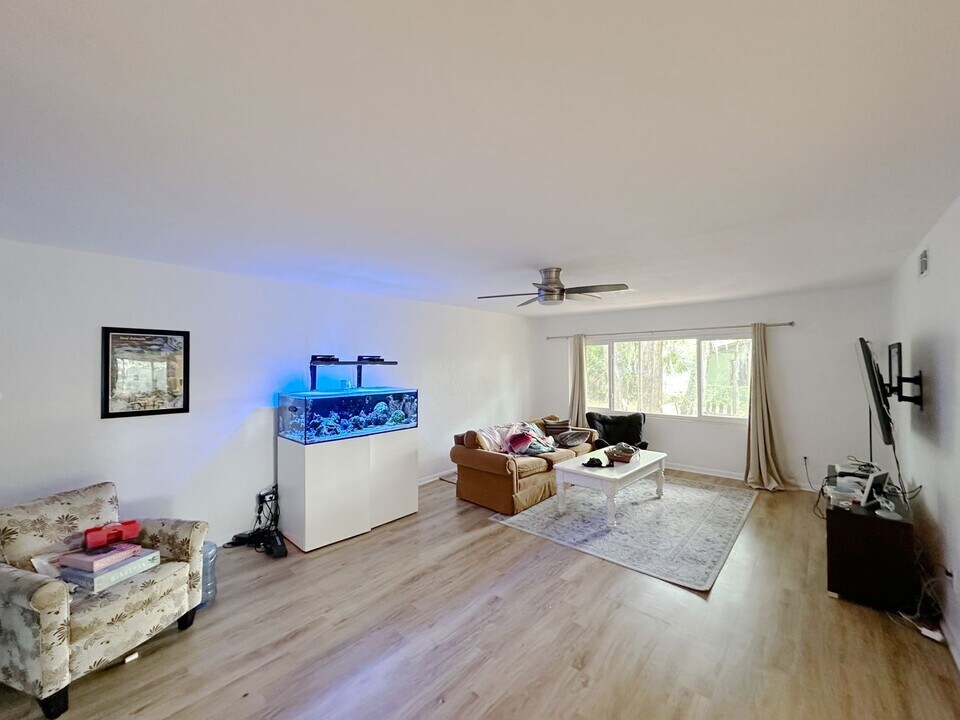 753 NW 8th St in Gainesville, FL - Building Photo