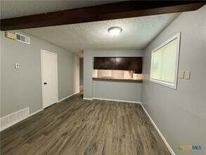 924 N 7th St in Copperas Cove, TX - Building Photo - Building Photo