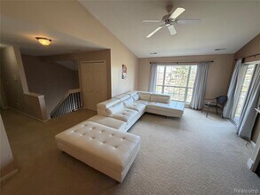 16751 Carriage Wy in Northville, MI - Building Photo - Building Photo