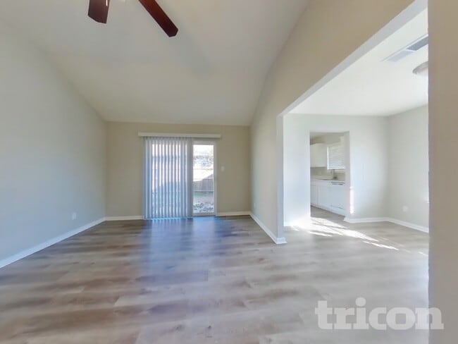 1413 Paco Trail in Denton, TX - Building Photo - Building Photo