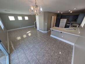 4368 Holden St in Las Vegas, NV - Building Photo - Building Photo