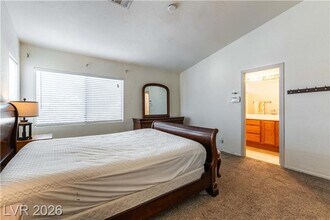 5740 N Falling Sun Ct in North Las Vegas, NV - Building Photo - Building Photo