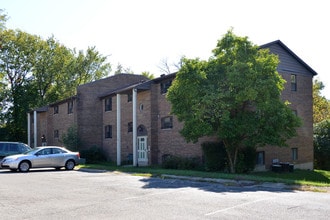 Chateau-Ridge Apartments in Dayton, KY - Building Photo - Building Photo