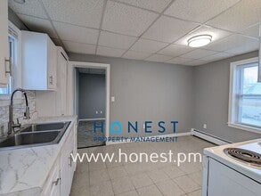 73 Kennedy Memorial Dr in Waterville, ME - Building Photo - Building Photo