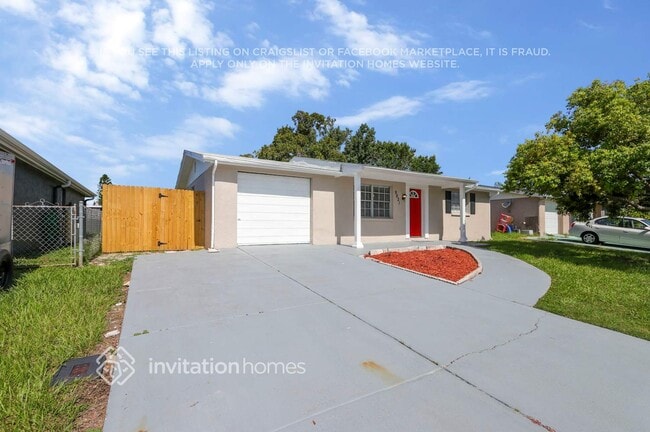 property at 9821 Wayside Ln