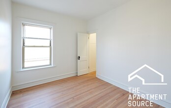 5646 N Glenwood Ave in Chicago, IL - Building Photo - Building Photo