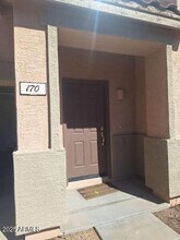 7500 E Deer Valley Rd in Scottsdale, AZ - Building Photo - Building Photo