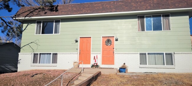 property at 1076 Magnolia St