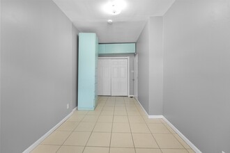 6113 Washington St in West New York, NJ - Building Photo - Building Photo