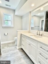 1 Foxborough Ct in Medford, NJ - Building Photo - Building Photo