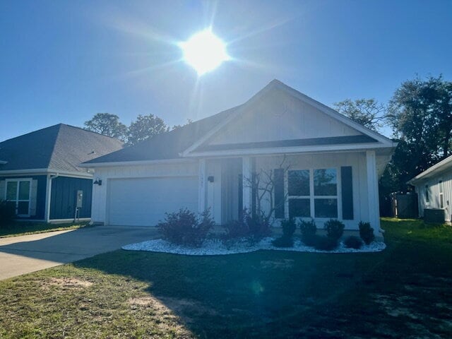 1905 Noleka Ct in Navarre, FL - Building Photo - Building Photo