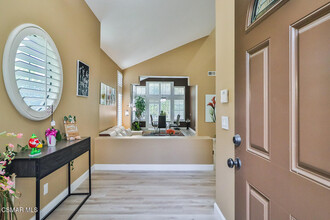 612 Windswept Pl in Simi Valley, CA - Building Photo - Building Photo