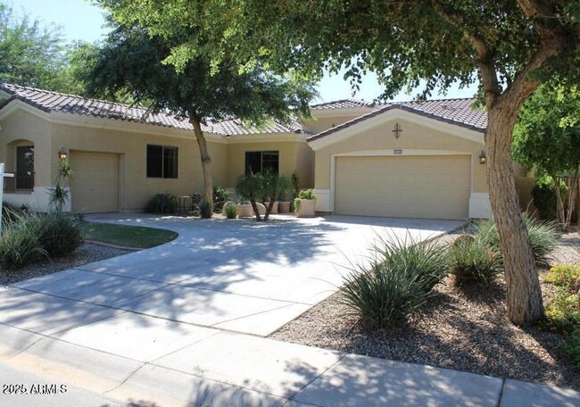 property at 42041 W Carlisle Ln